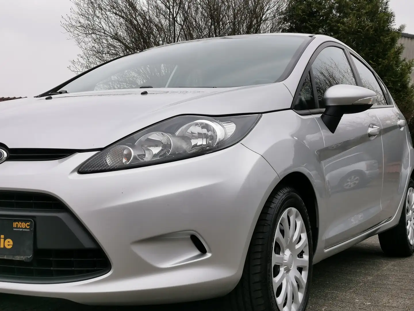 Ford Fiesta Trend*Sitzheizung*SERVICE NEU*Klima*ISOFIX*AUX* Grau - 2