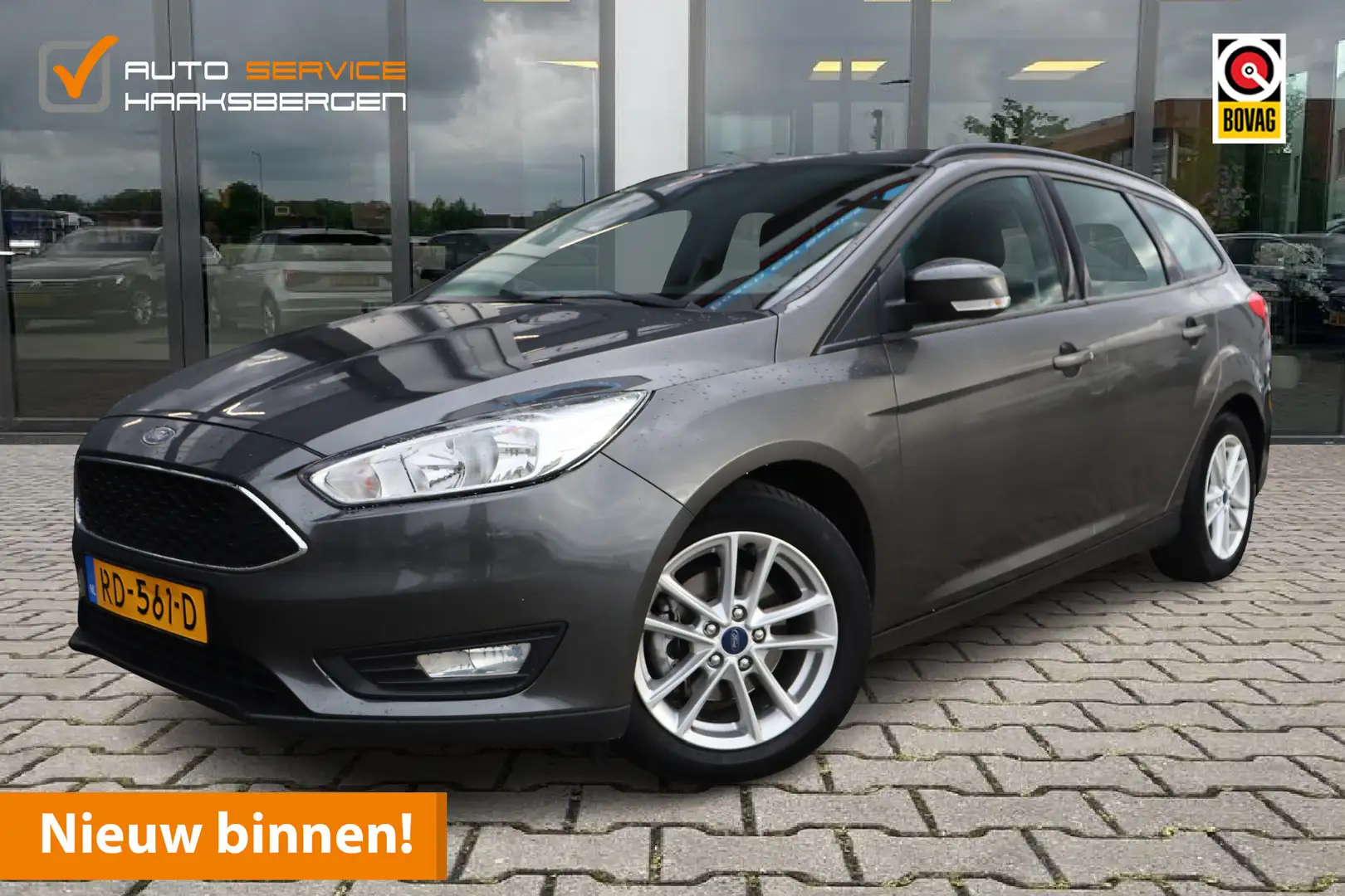 Ford Focus Wagon 1.0 Edition | Navi | Carplay | Trekhaak | Grijs - 1