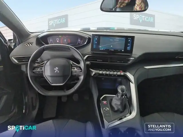 Peugeot 3008 view 8