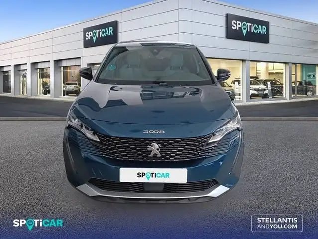 Peugeot 3008 view 2