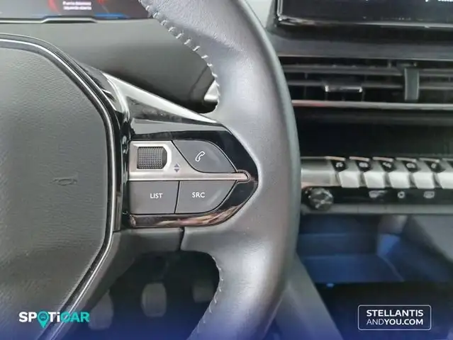 Peugeot 3008 view 14