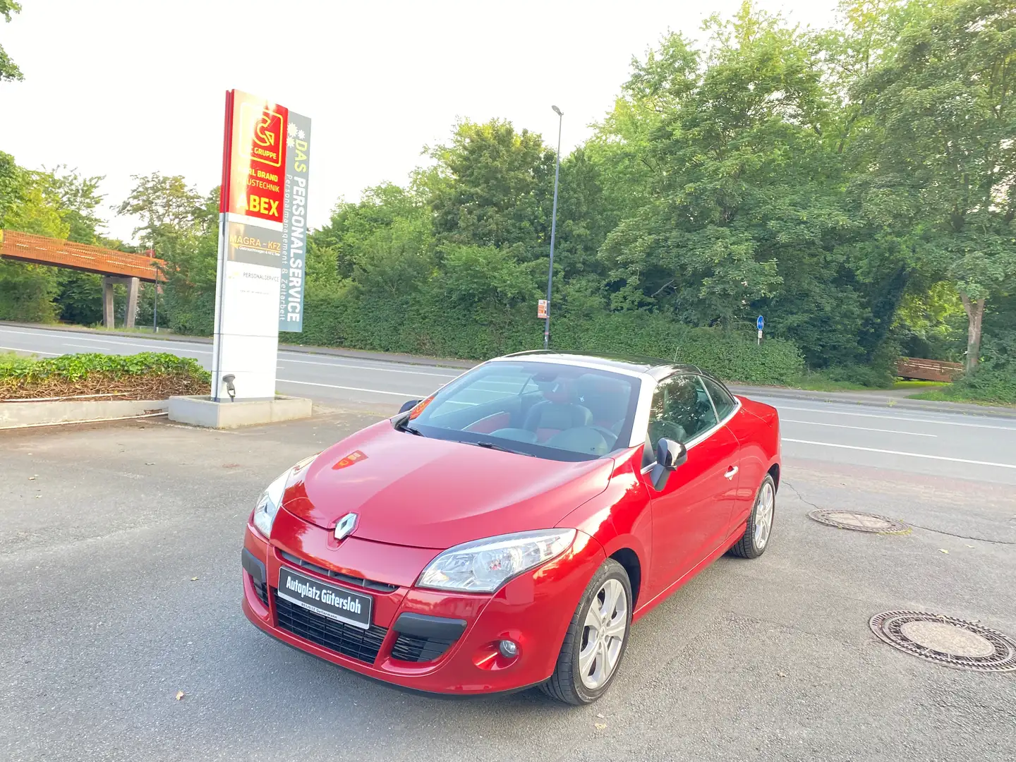 Renault Megane TCe 130 Coupe-Cabriolet Dynamique LEDER 2.HAND 17" Rosso - 1