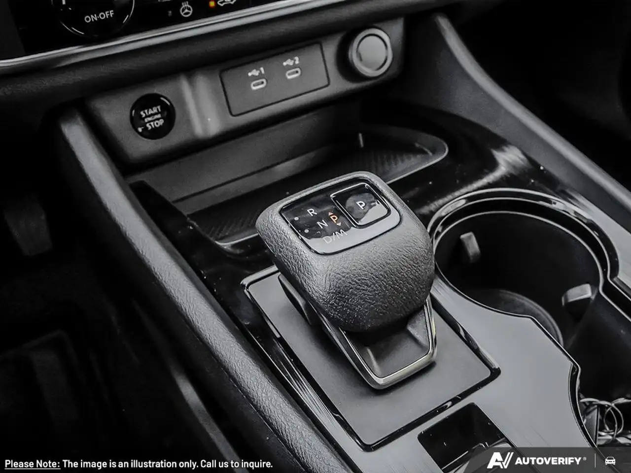 Nissan Rogue fotografie Nissan Rogue