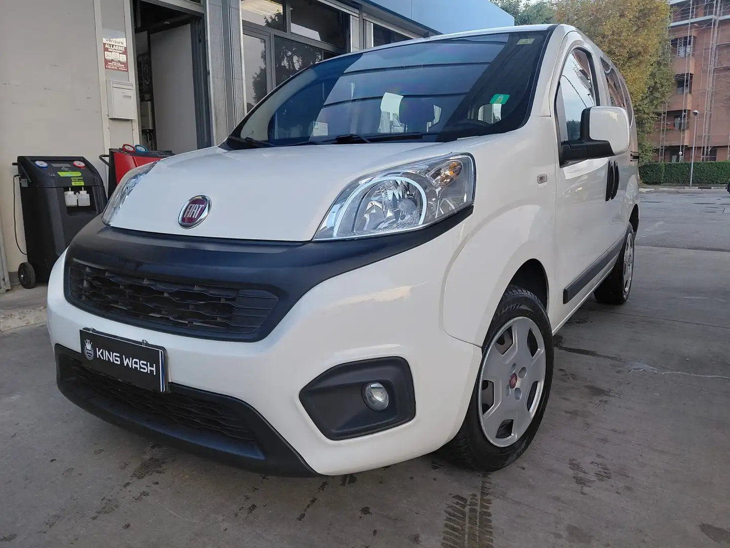 Fiat Qubo Qubo 1.3 mjt 16v Trekking 80cv my19 Bianco - 1