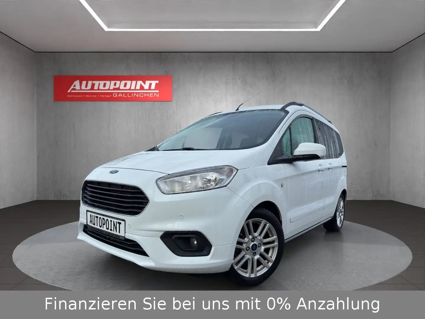 Ford Tourneo Courier Titanium Weiß - 1