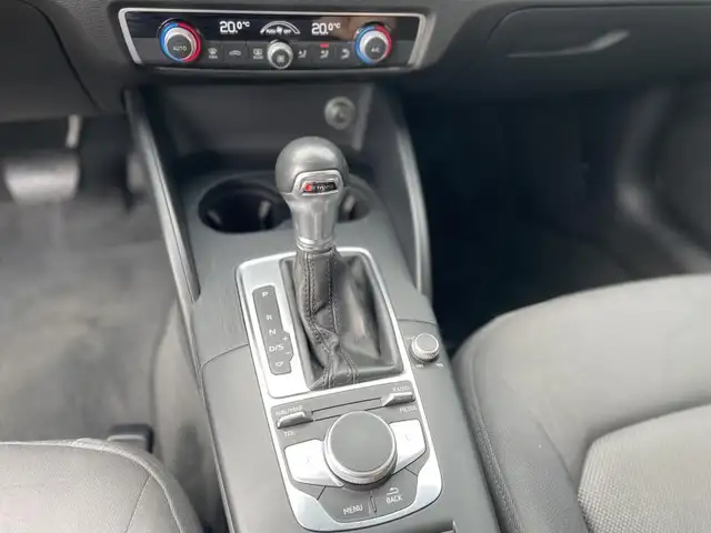 Audi A3 view 9