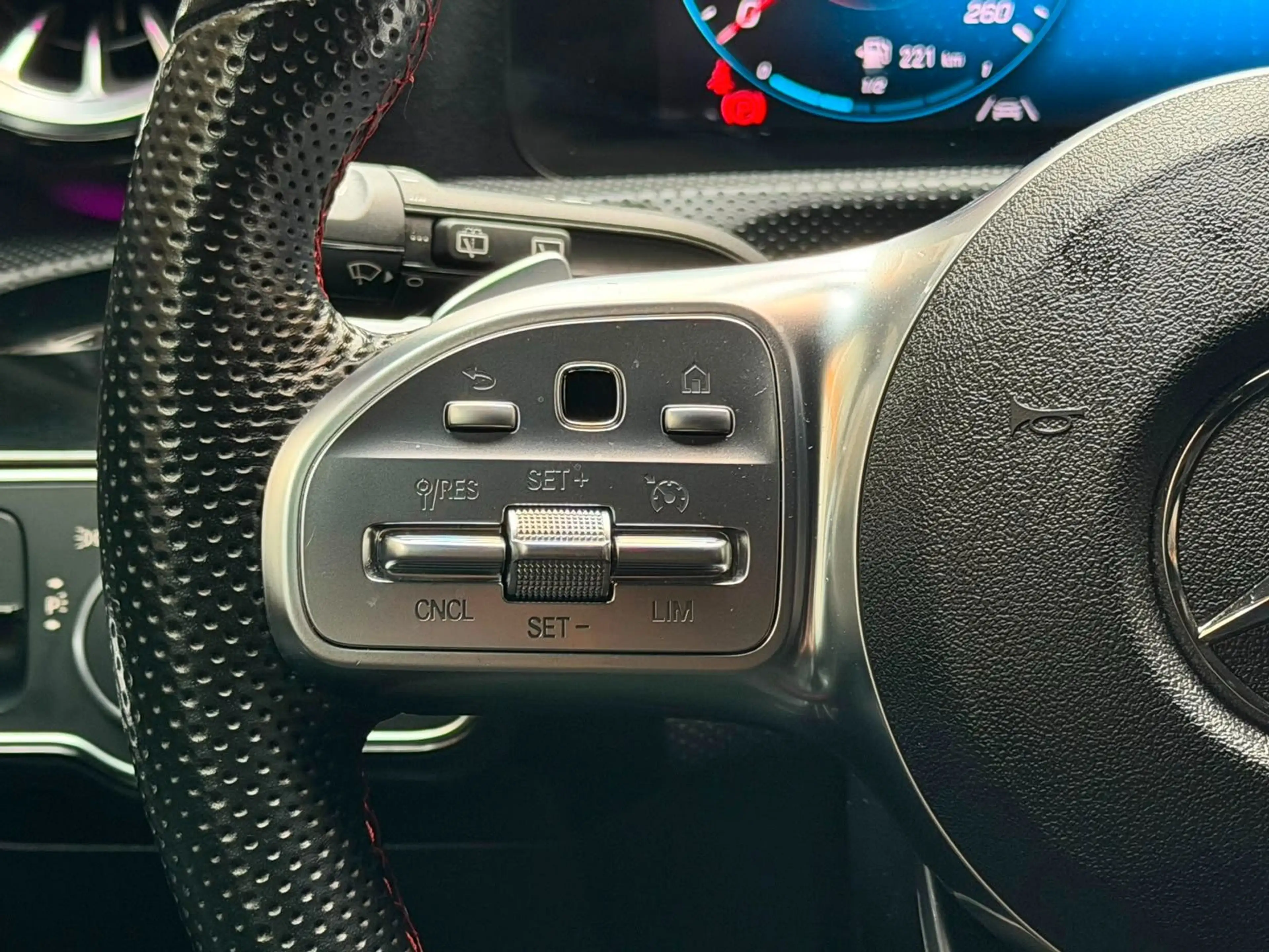 Mercedes-Benz A 200 A200 AMG-Line|MwSt.|LED|PDC|SHZ|Klima|Ambiente — photo 14