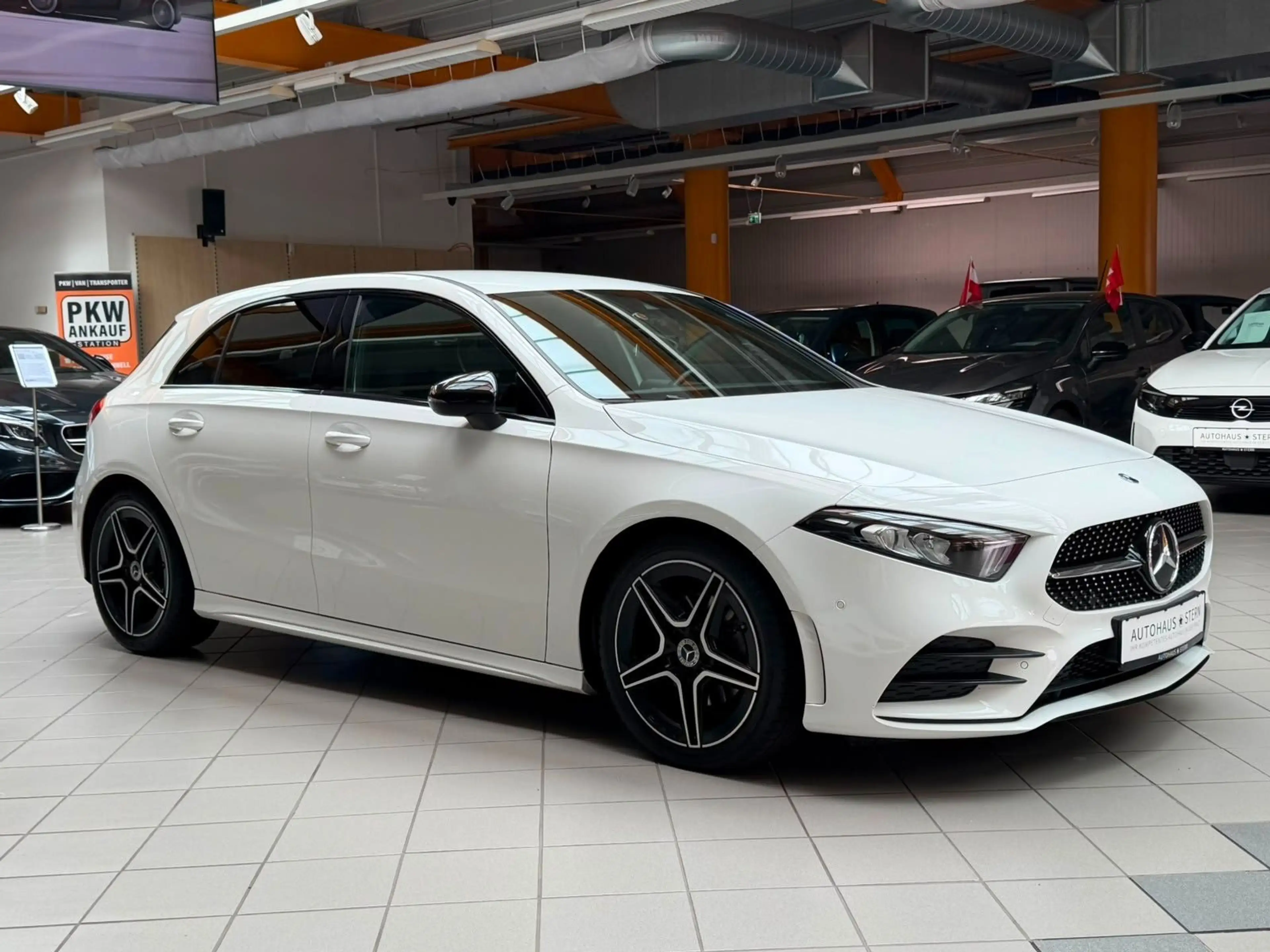 Mercedes-Benz A 200 A200 AMG-Line|MwSt.|LED|PDC|SHZ|Klima|Ambiente — photo 8