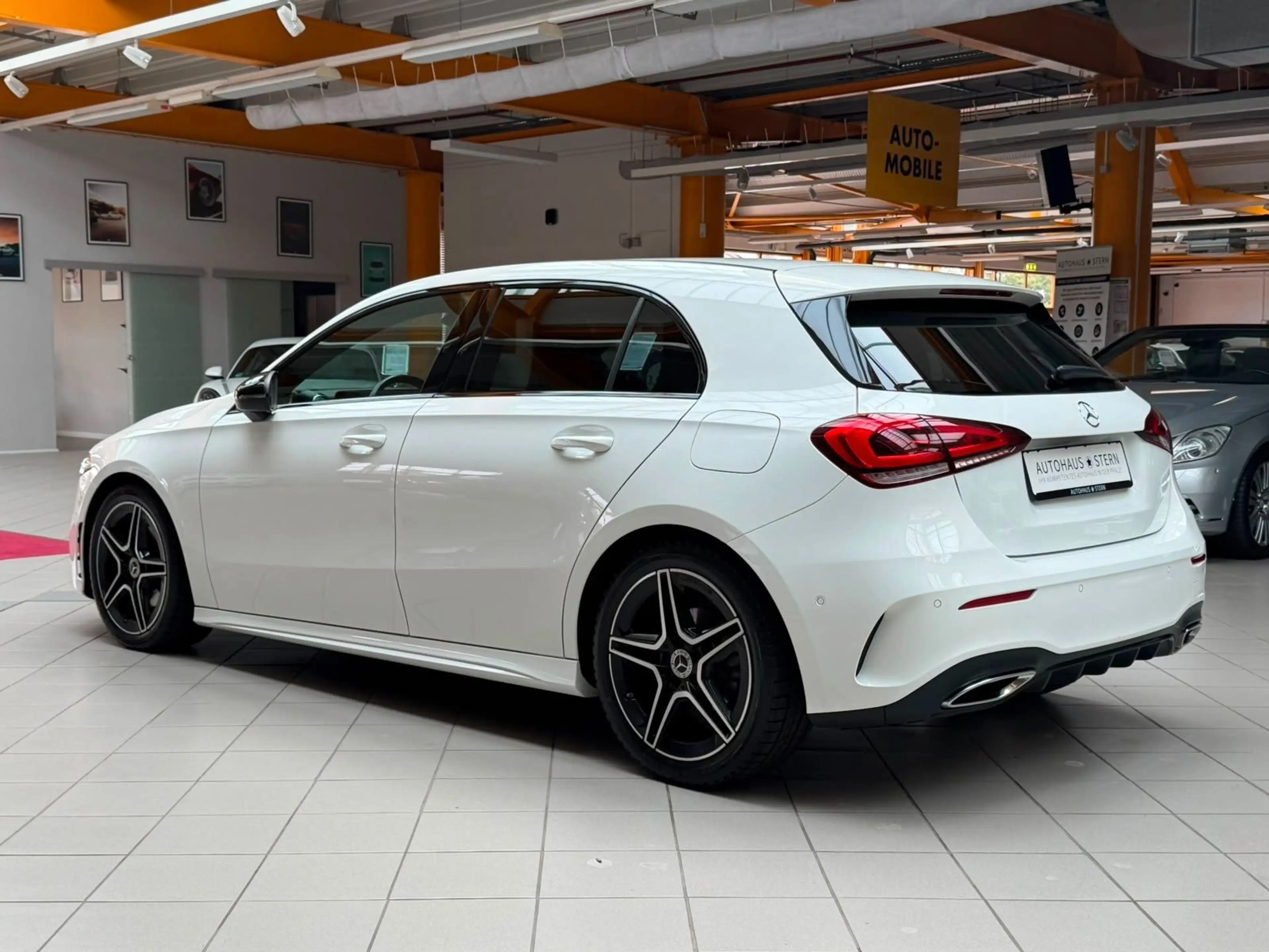 Mercedes-Benz A 200 A200 AMG-Line|MwSt.|LED|PDC|SHZ|Klima|Ambiente — photo 4