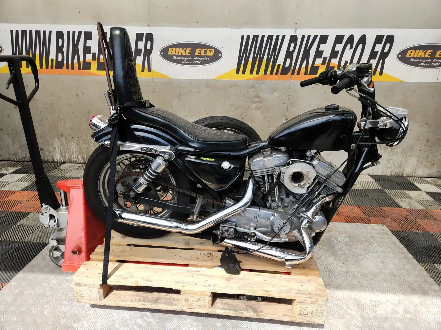Harley-Davidson Sportster 883 Negro - 1