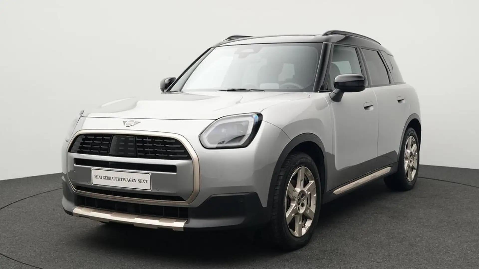 MINI Countryman D Favoured Trim Grau - 1