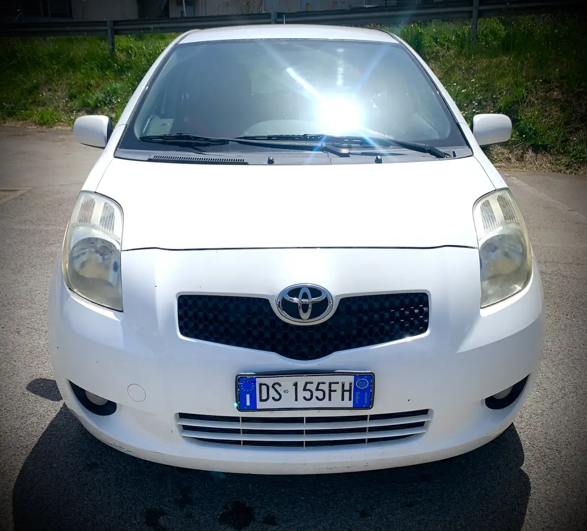 Toyota Yaris 5p 1.0 my03 - 1