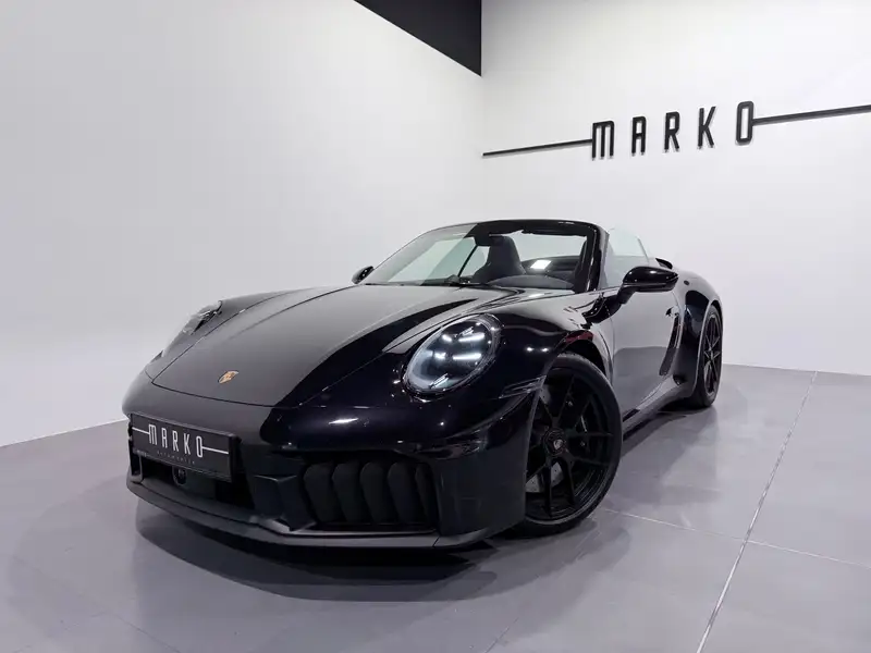 PORSCHE 911