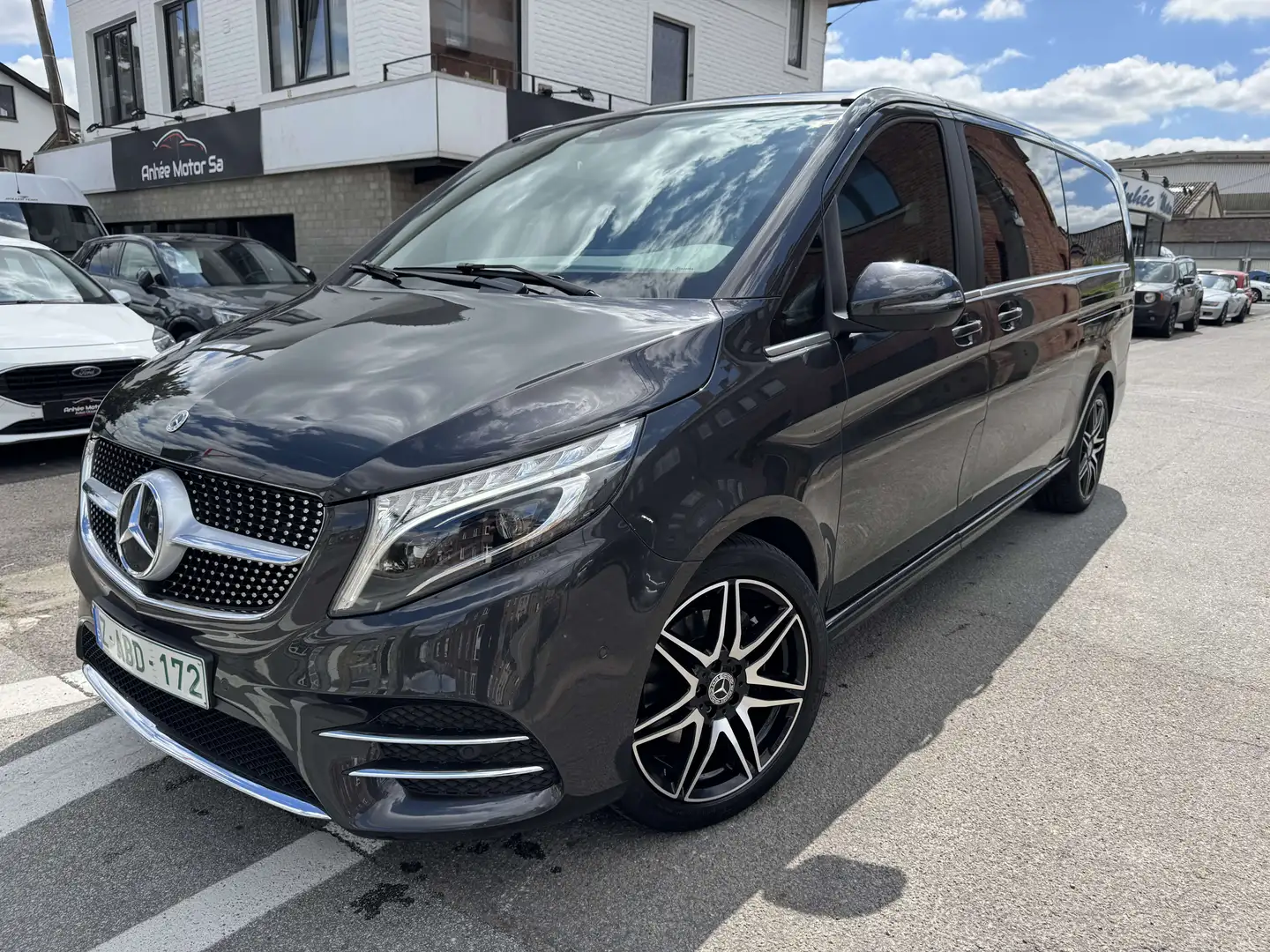 Mercedes-Benz V 220 V 220d/Pack Amg/Navigation/Utilitaire 5places.. Gris - 1