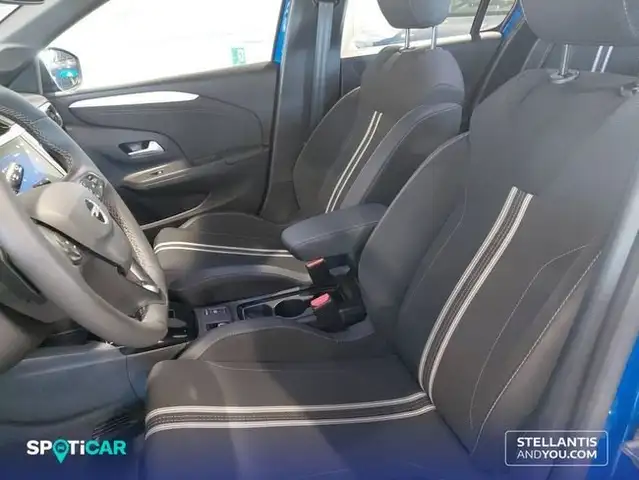 Opel Corsa view 9