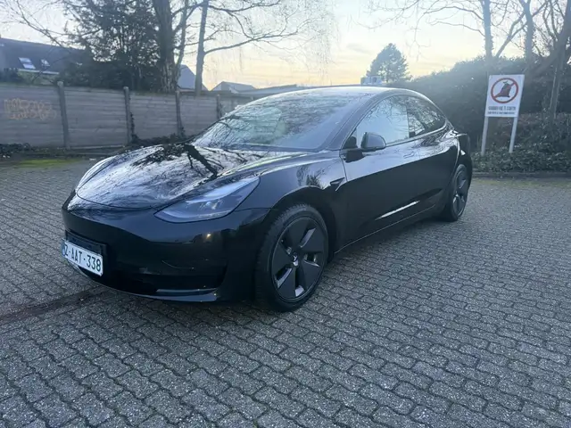 Tesla Model 3 Model 3 55 kWh Standard Plus