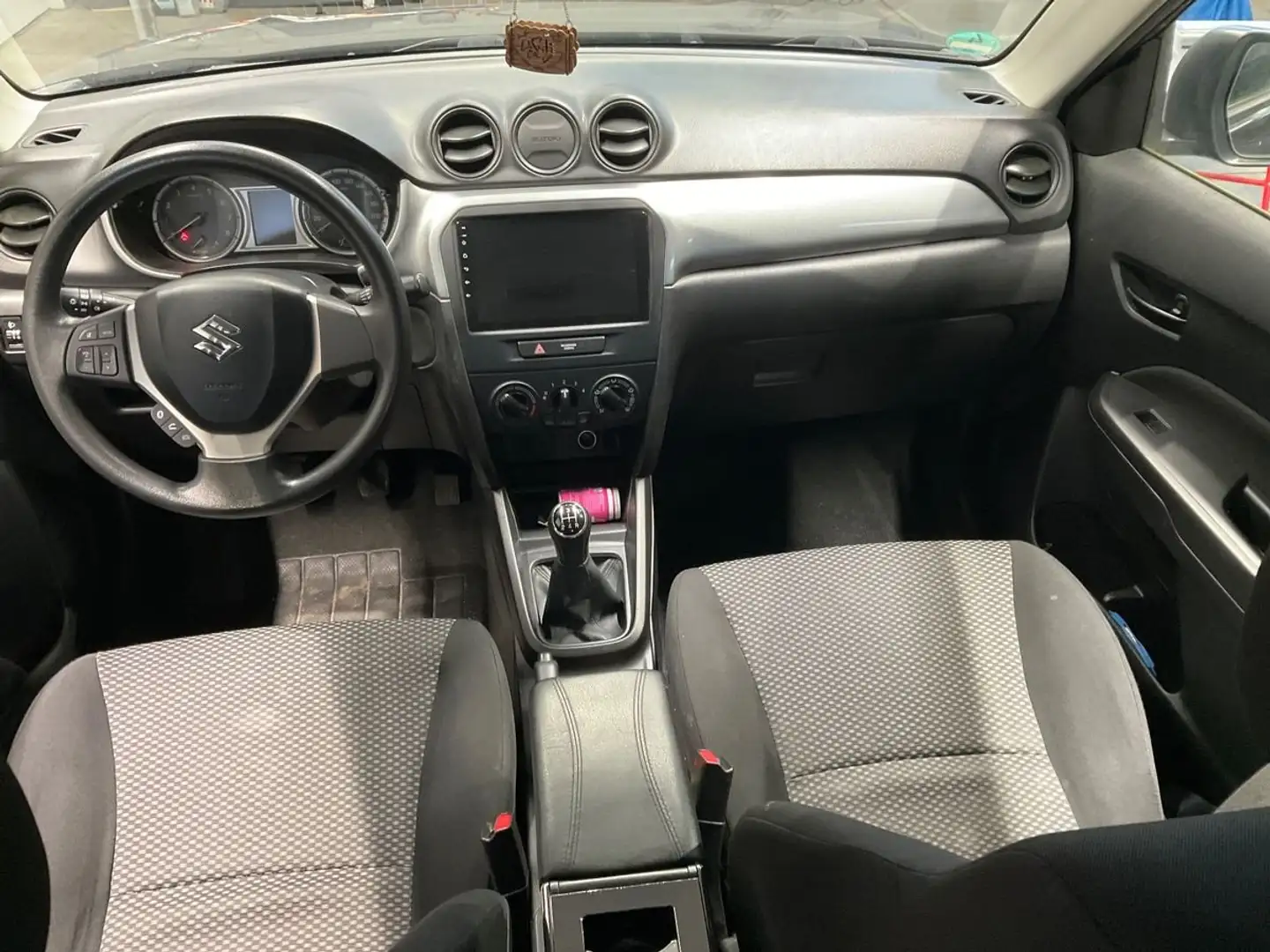 Suzuki Vitara Vitara+1.6+(4x2)+Club Schwarz - 1
