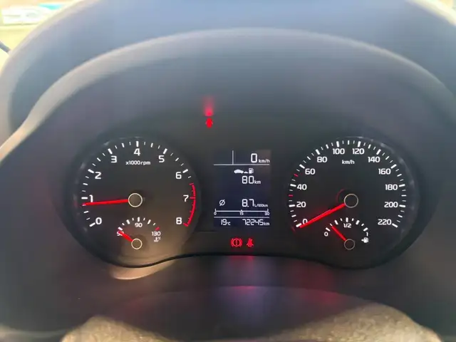 Kia Rio view 7
