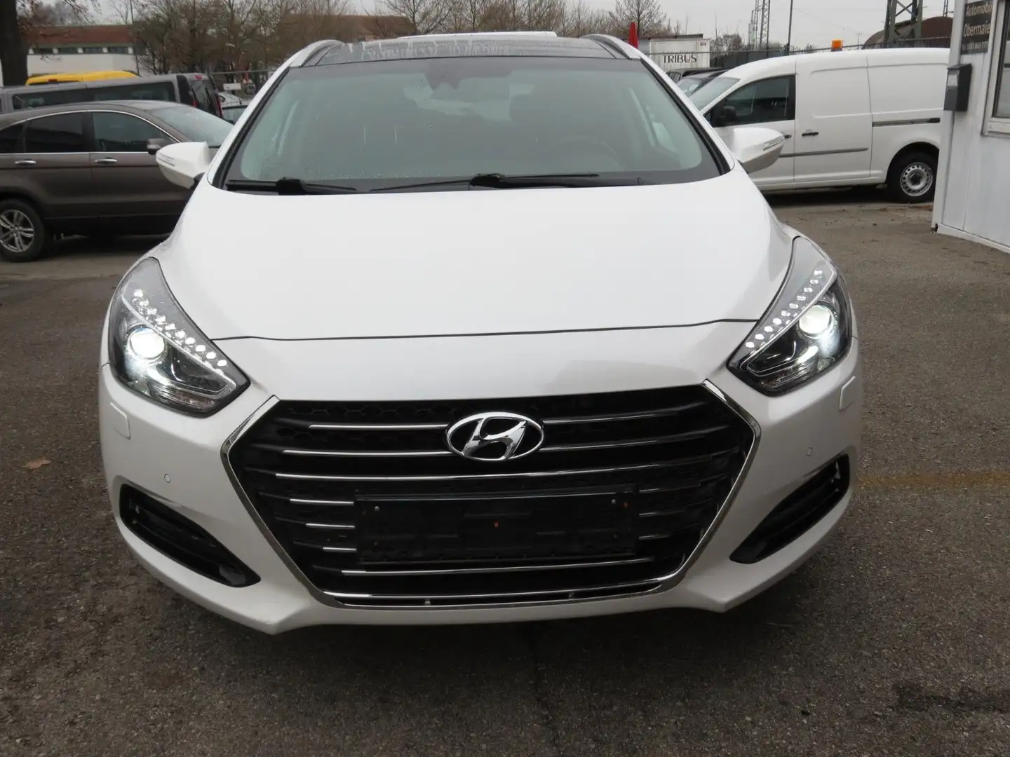 Hyundai i40 cw blue Premium *TÜV neu, VOLL, TOP* Weiß - 2