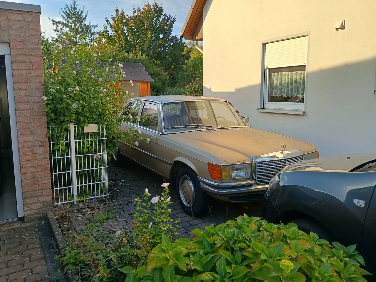Mercedes-Benz 280 SE, foto 1