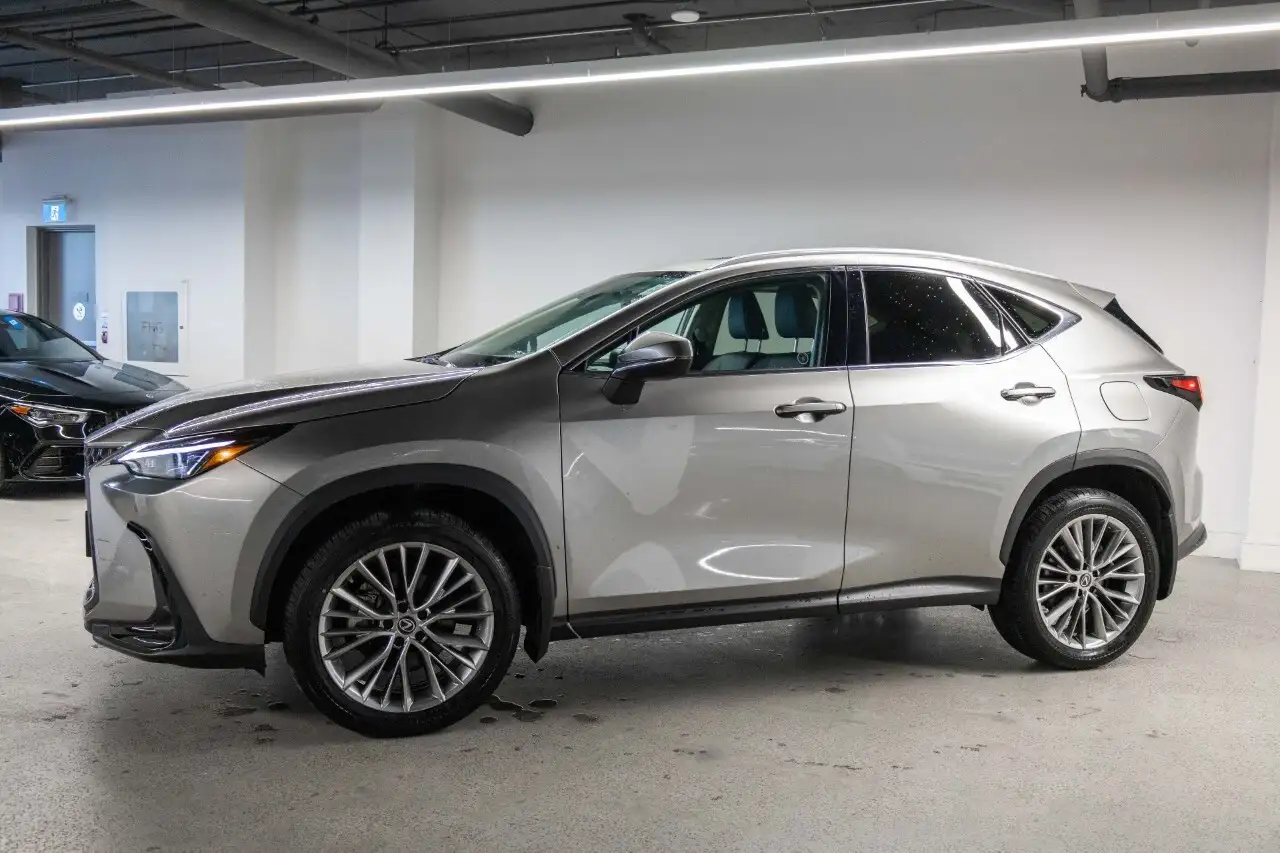 Lexus NX снимка Lexus NX