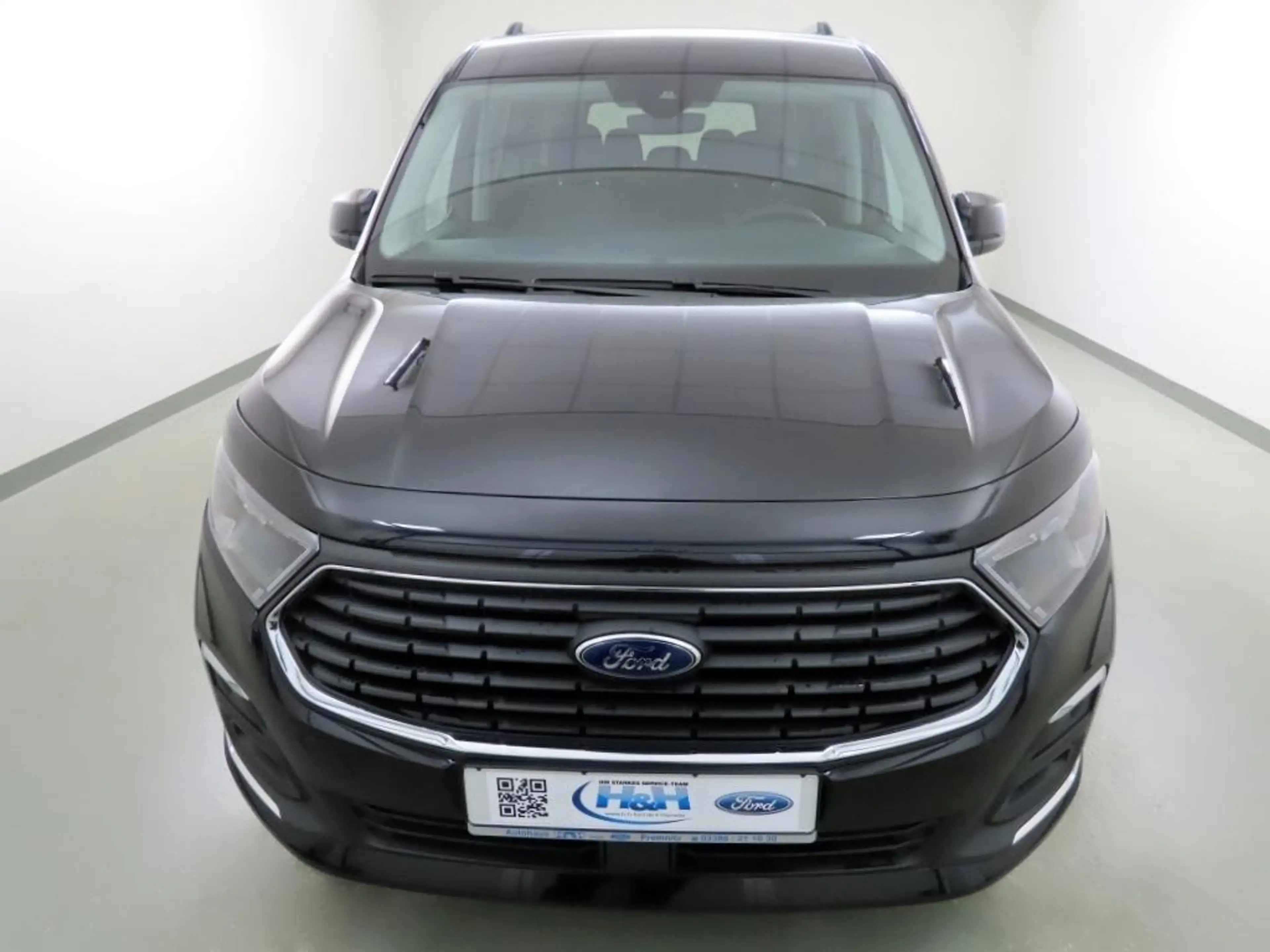 Ford Grand Tourneo Connect 2.0 Aut Titanium 7Sitze — photo 6