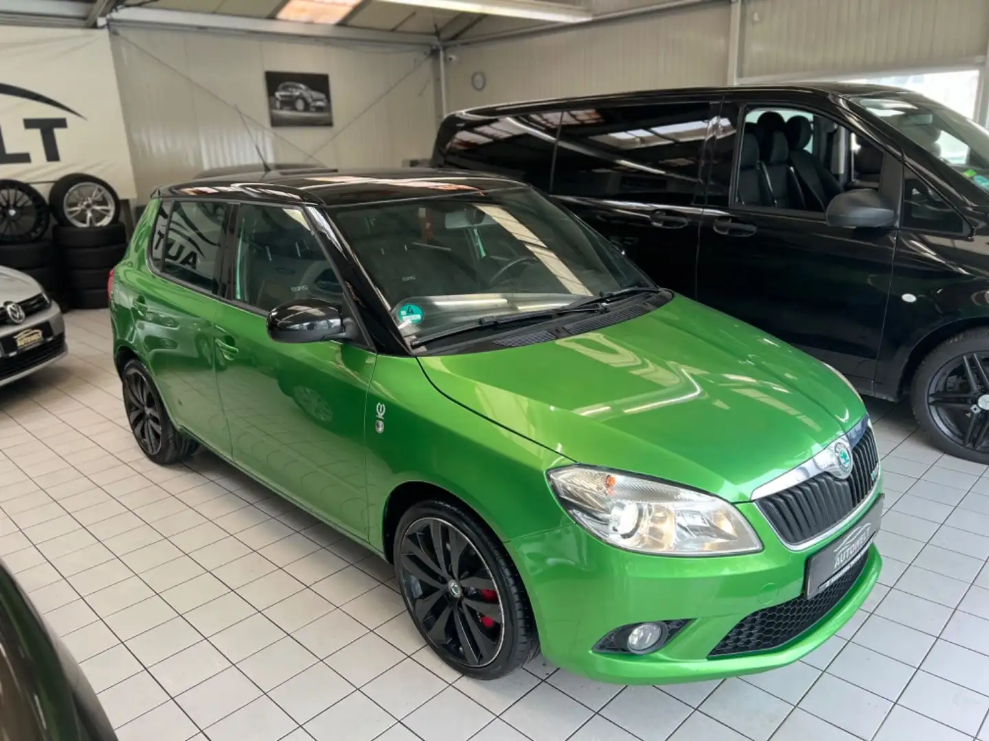 Skoda Fabia RS 1.4TSI*TÜVneu*Garantie*Navi*Kamera* zelena - 1