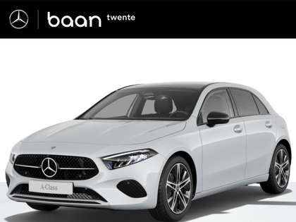 Mercedes-Benz A 180 A Luxury-Line | Nightpakket | Panoramadak | Sfeerv