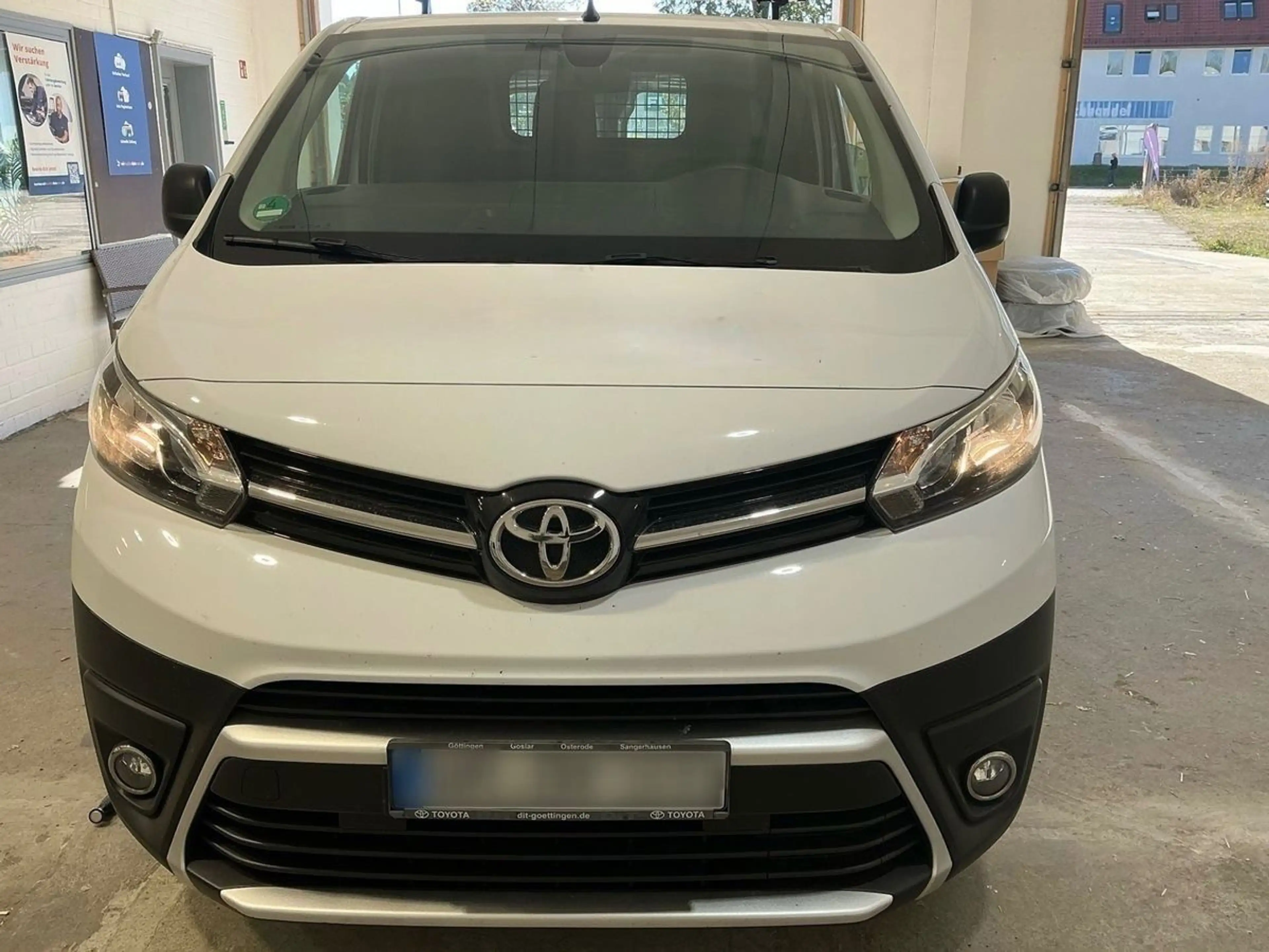 Toyota Proace L1 Meister AHK Navi CAM PDC CarPlay — photo 2