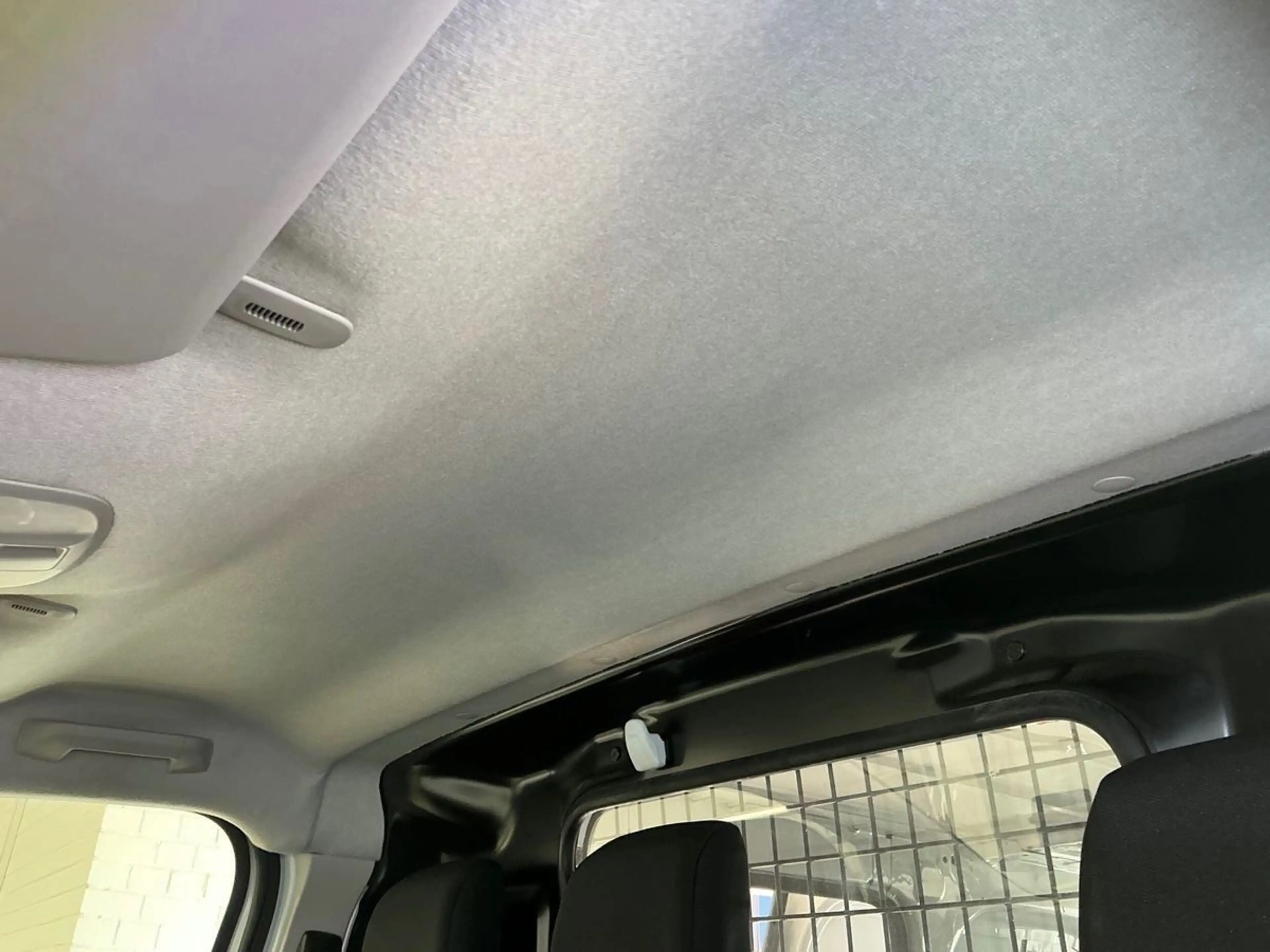 Toyota Proace L1 Meister AHK Navi CAM PDC CarPlay — photo 13