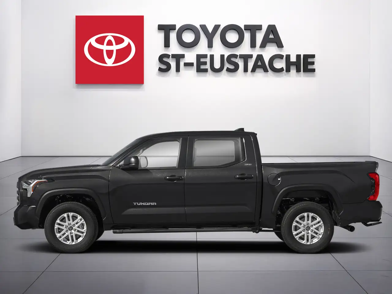Toyota Tundra снимка Toyota Tundra