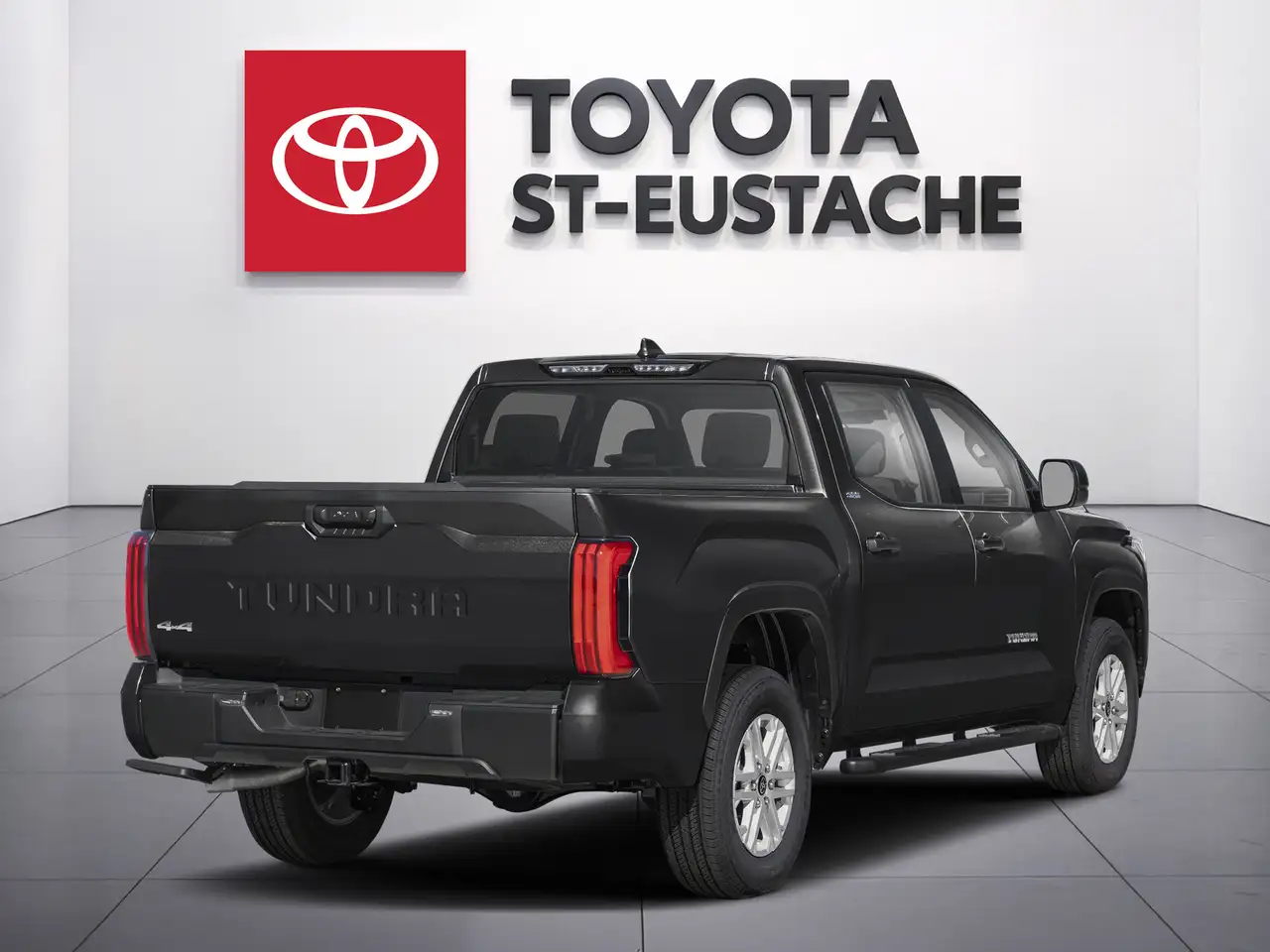 Toyota Tundra снимка Toyota Tundra
