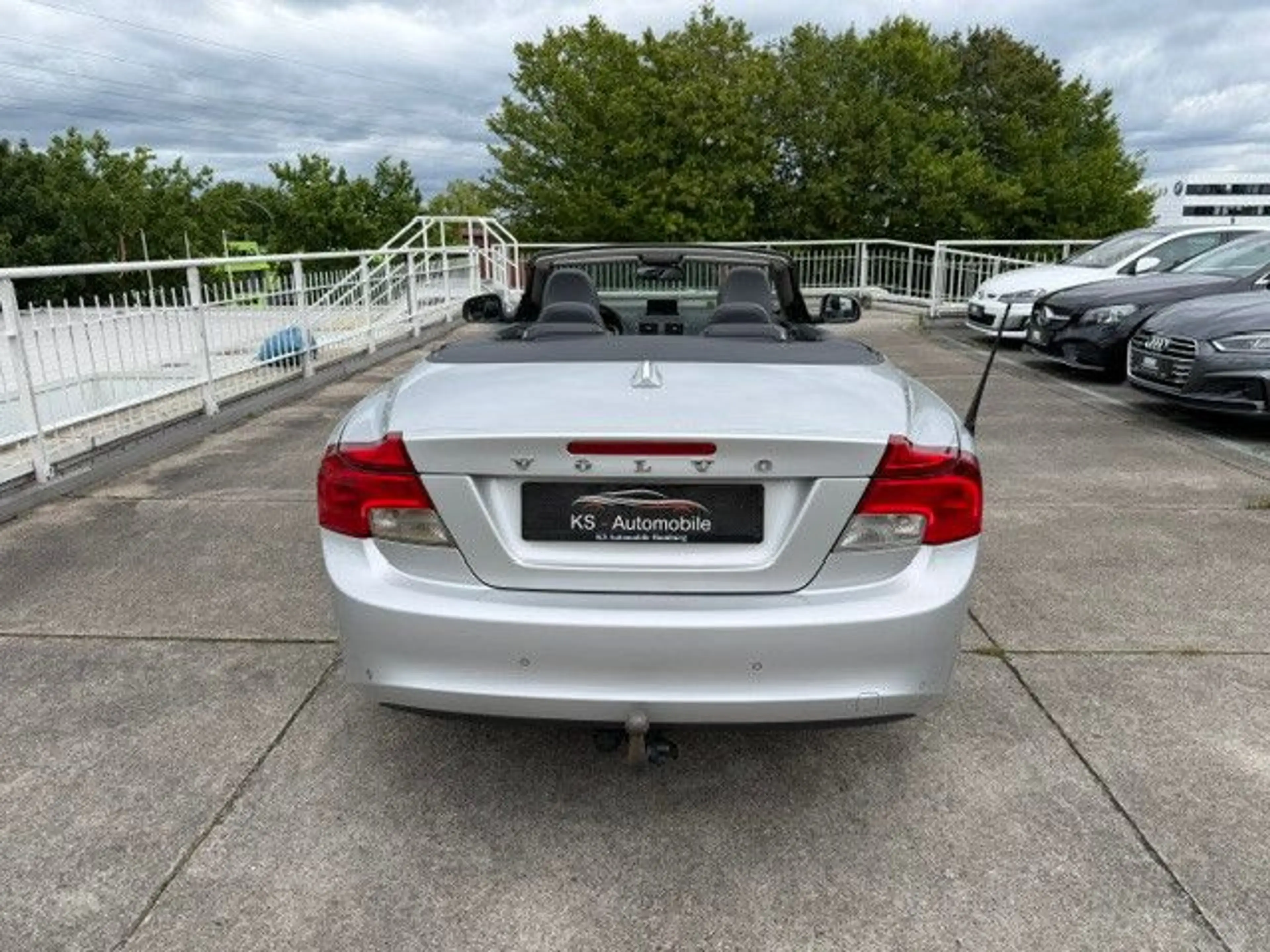 Volvo C70 Cabriolet 2.0 D Summum — photo 10
