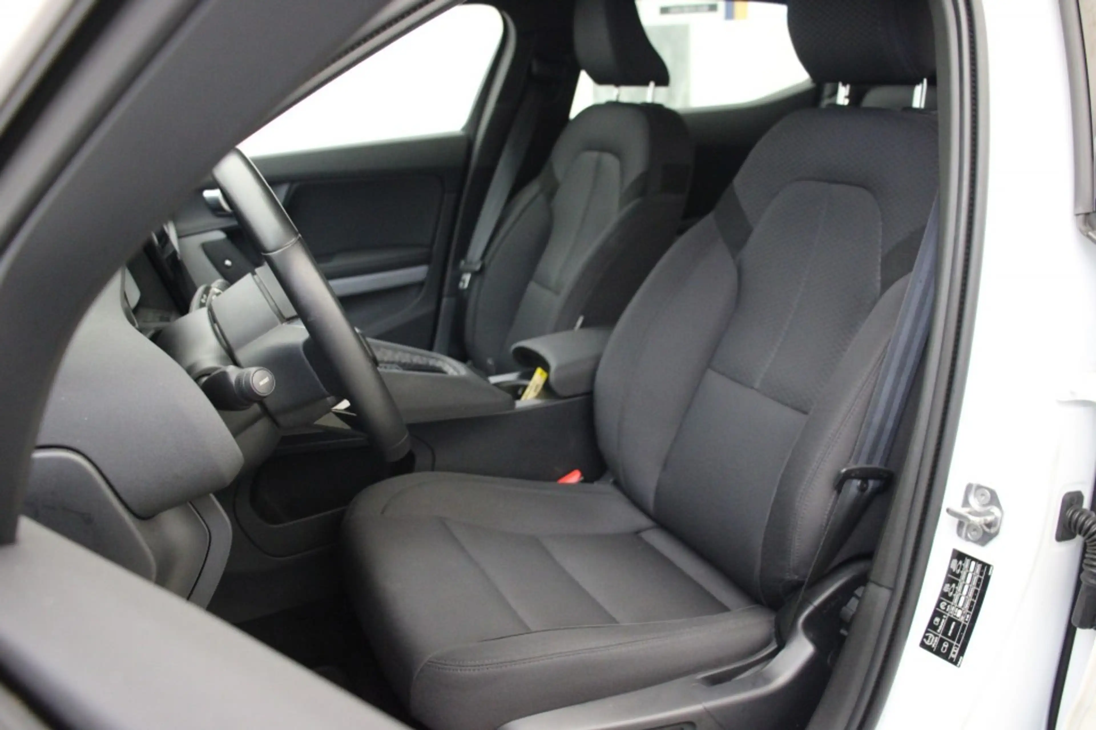Polestar 2 Standard Range Single Motor 63kWh - Carplay, Navi, — photo 9