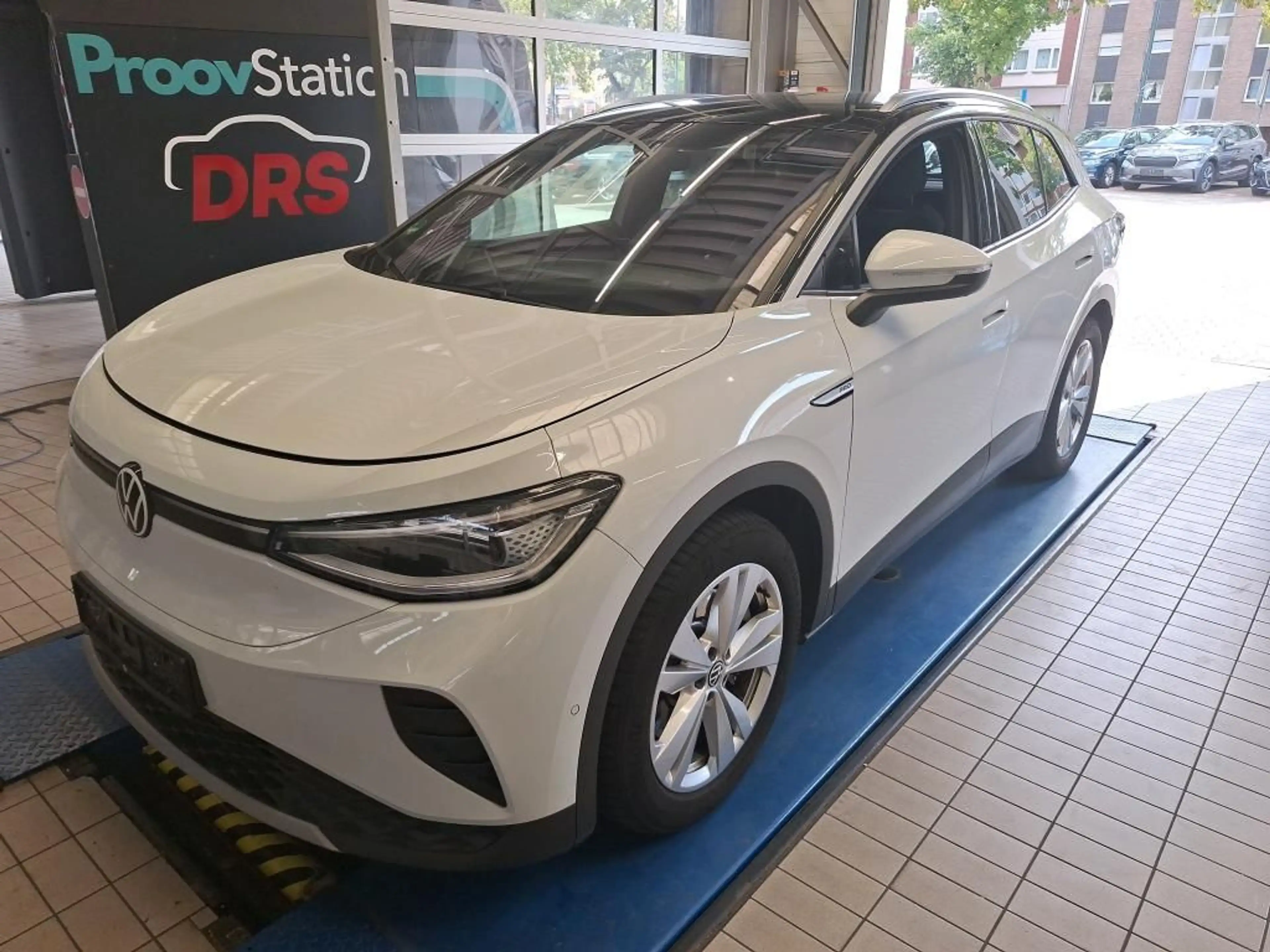 Volkswagen ID.4 Pro | SITZH | AHK | NAVI | — photo 2