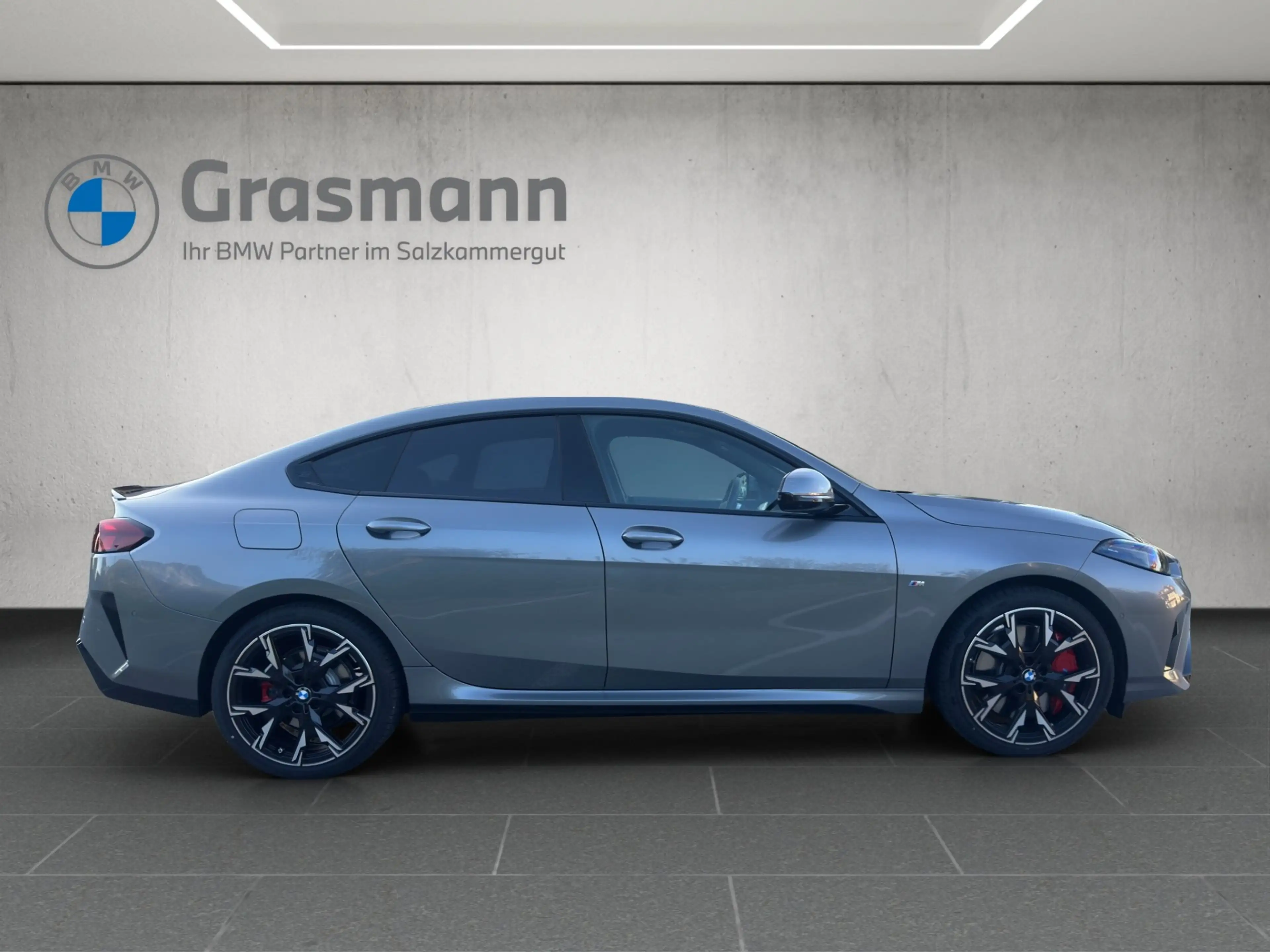 BMW 220 d — photo 6