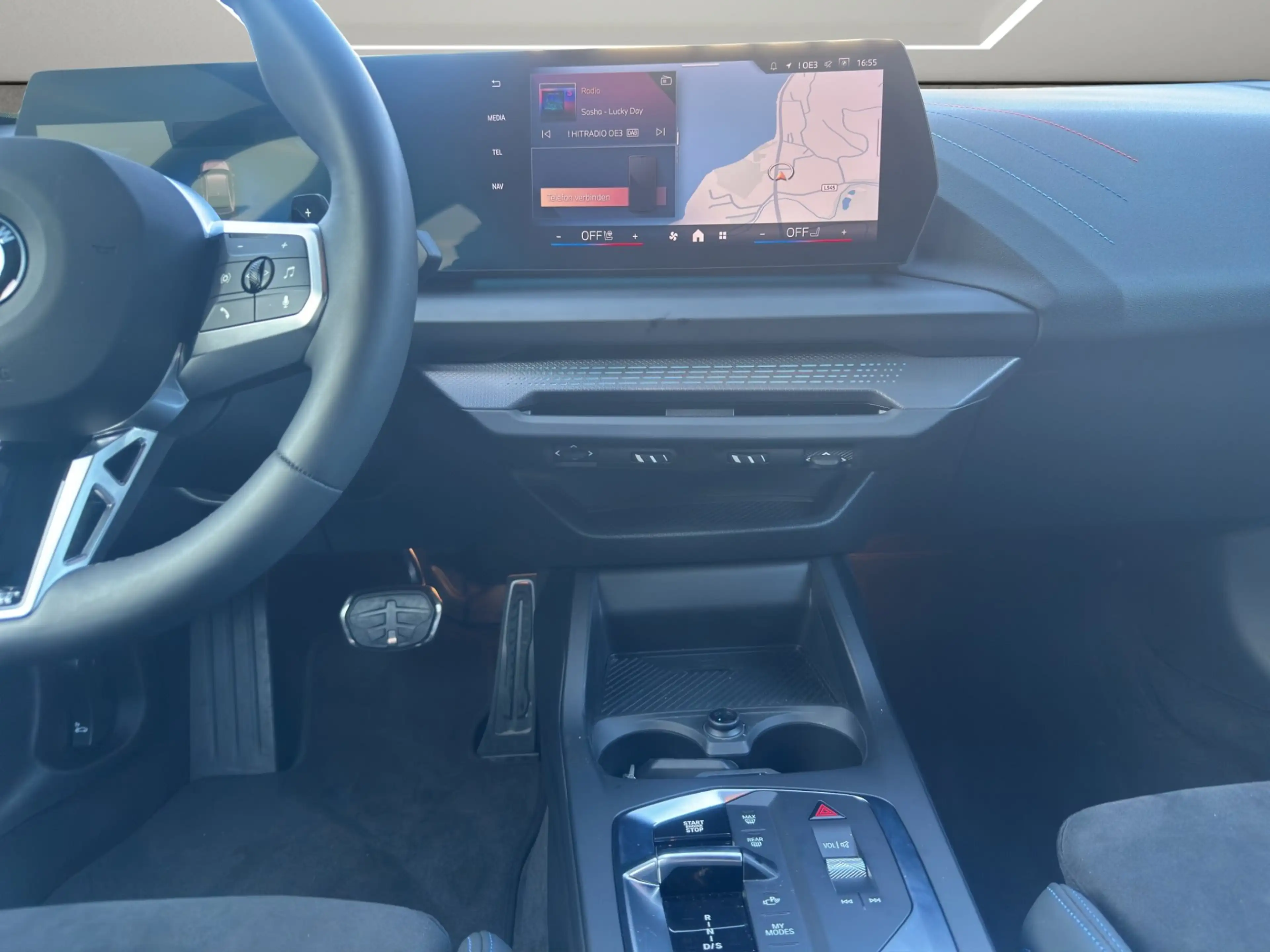 BMW 220 d — photo 13