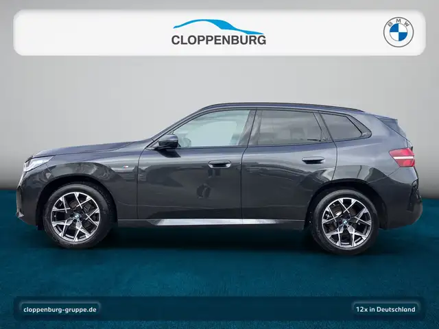 BMW X3 view 2