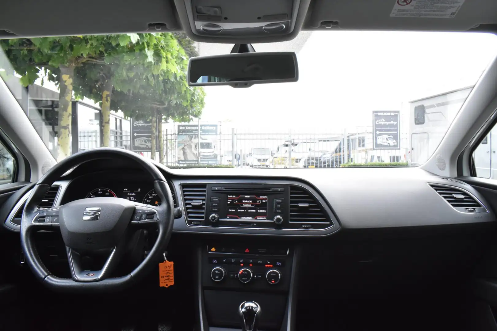 SEAT Leon 1.4 TSI FR 140PK! XENON, STOELVERWARMING, CRUISE, Wit - 2