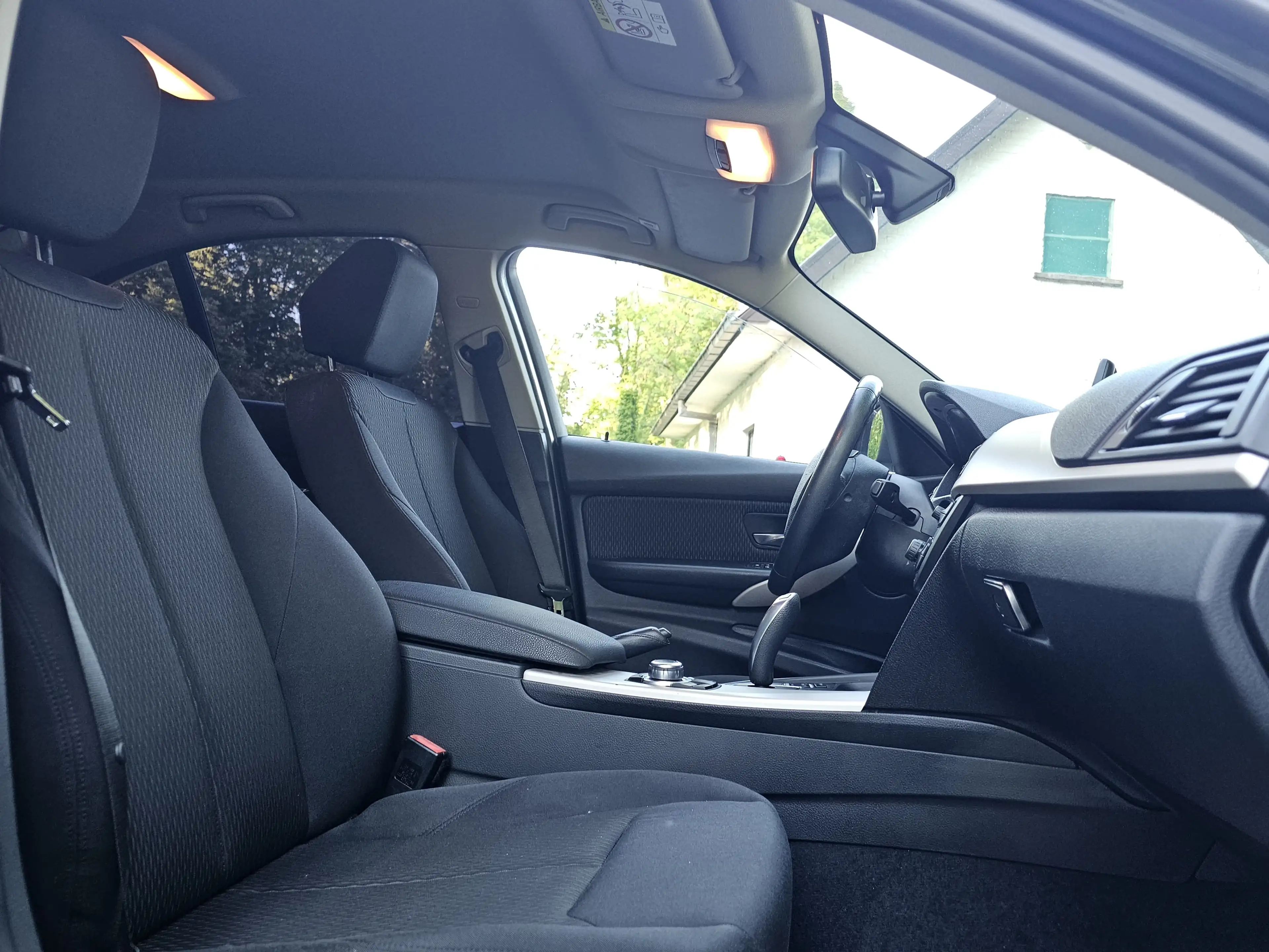 BMW 316 dA * AUTOMAT. * NAVI+CRUISE.C+ P RADAR+...* CAR PASS * — photo 9