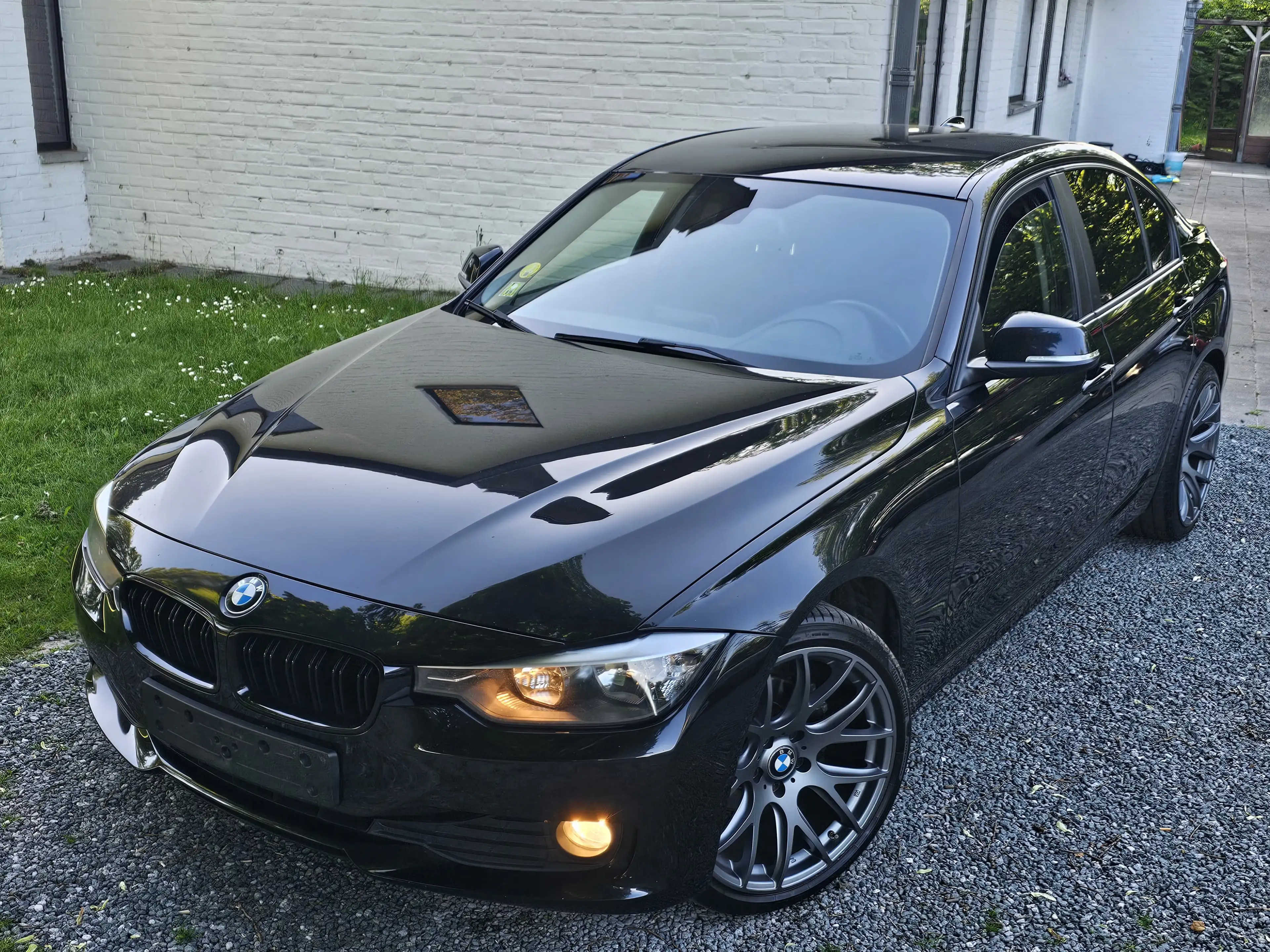 BMW 316 dA * AUTOMAT. * NAVI+CRUISE.C+ P RADAR+...* CAR PASS * — photo 12