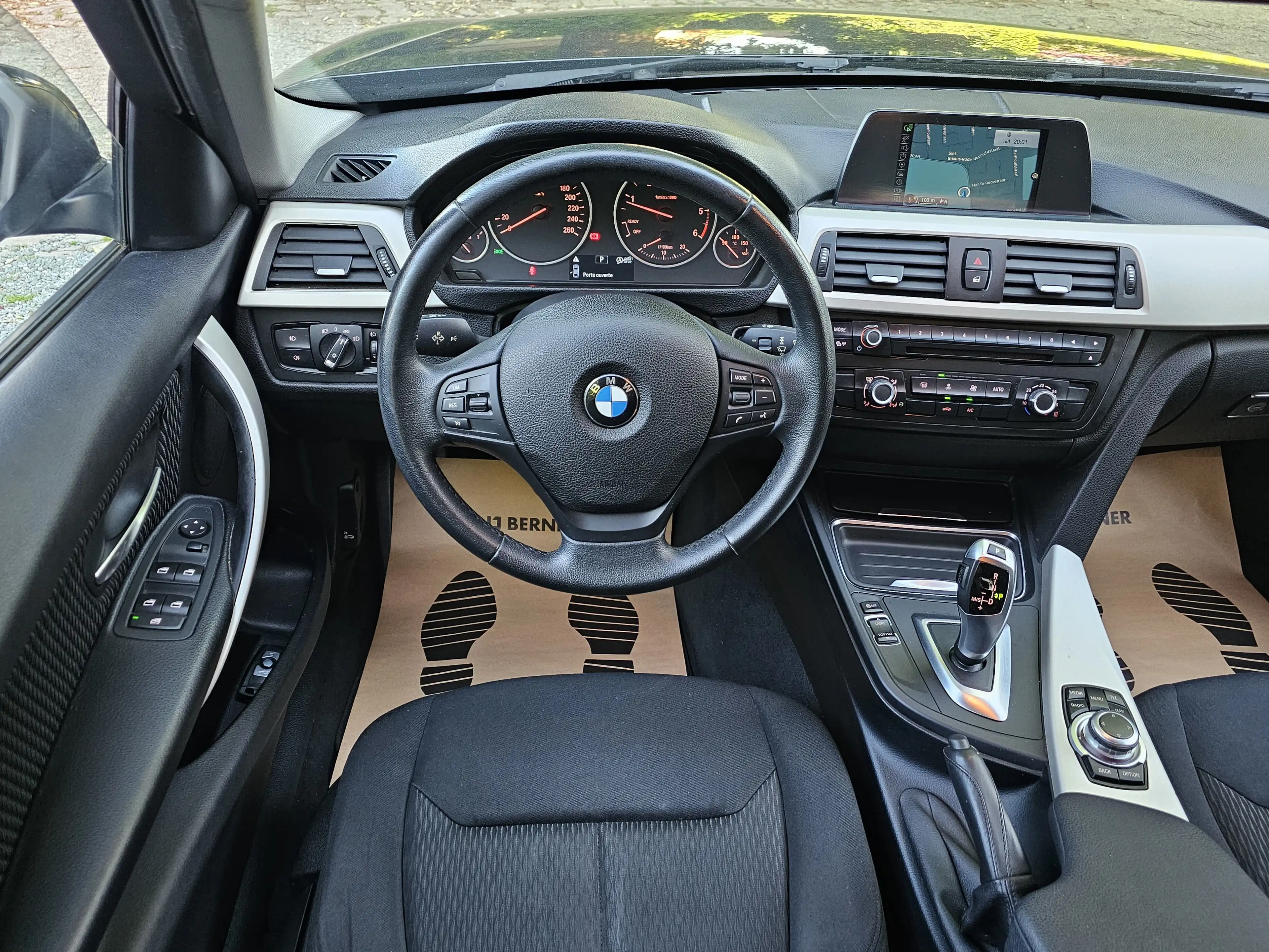 BMW 316 dA * AUTOMAT. * NAVI+CRUISE.C+ P RADAR+...* CAR PASS * — photo 5