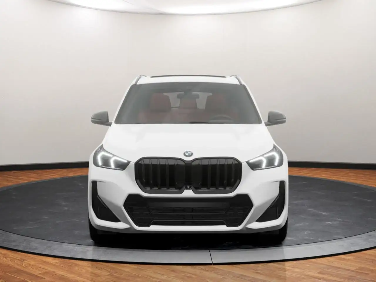 BMW X1 снимка BMW X1