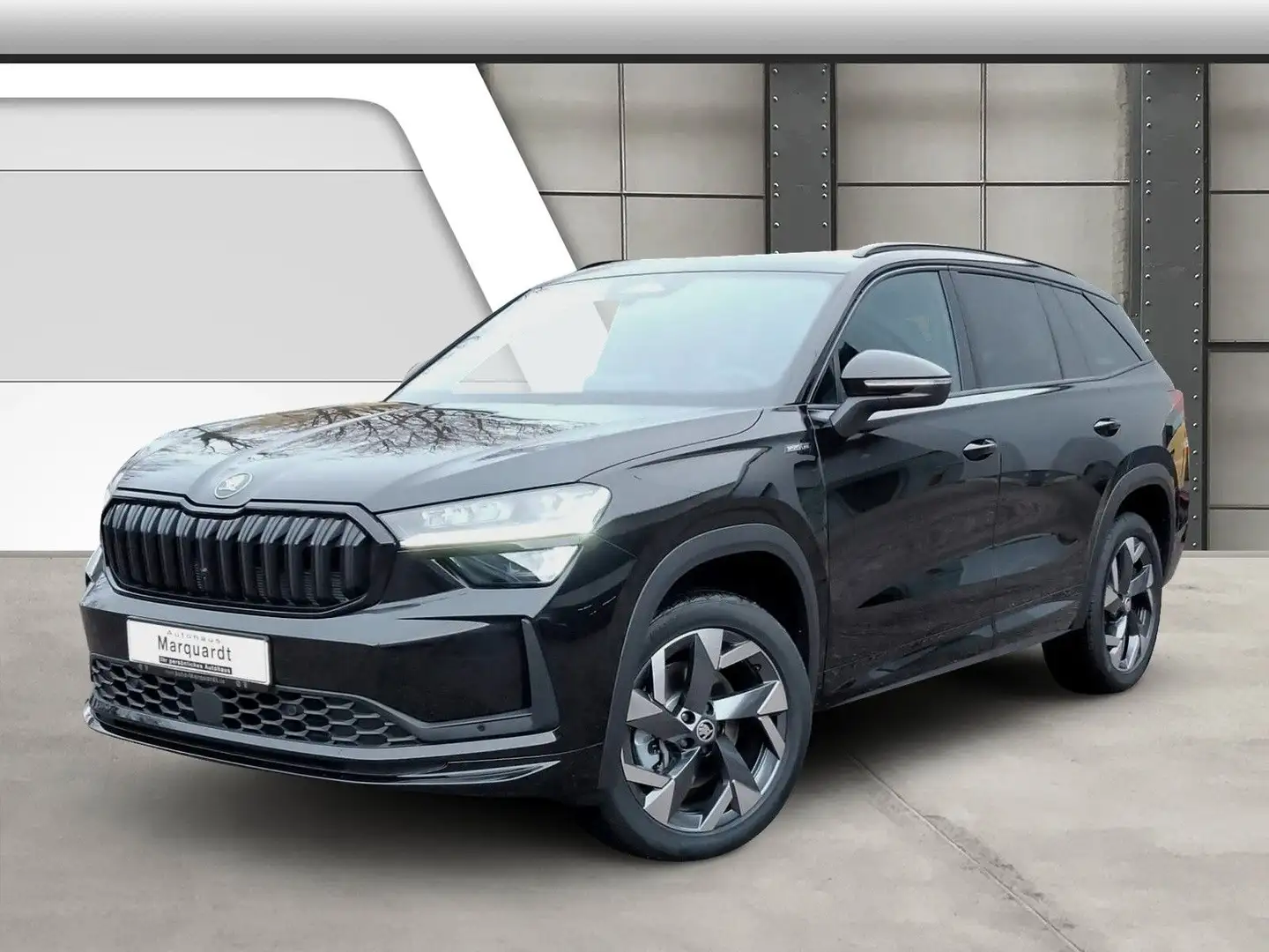 Skoda Kodiaq Sportline 2.0TDI PanoAHK Standh.7S Canton Černá - 1