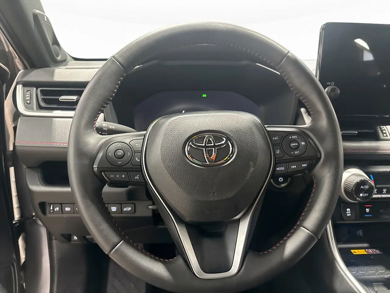 Toyota RAV 4 Prime снимка Toyota RAV 4 Prime