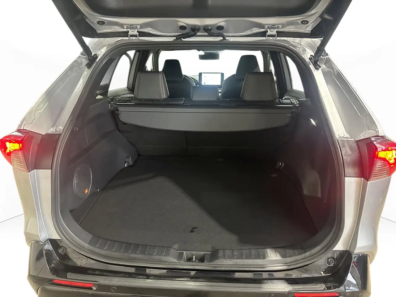 Toyota RAV 4 Prime снимка Toyota RAV 4 Prime