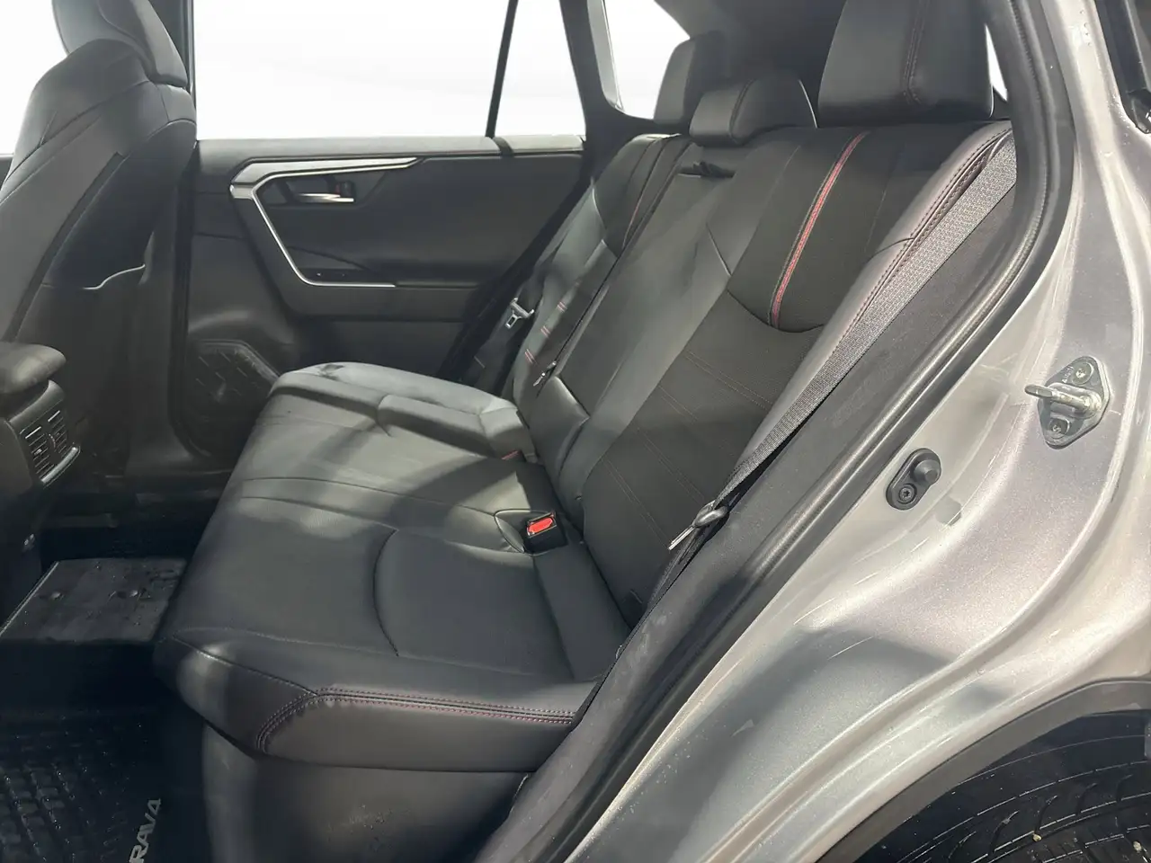 Toyota RAV 4 Prime снимка Toyota RAV 4 Prime
