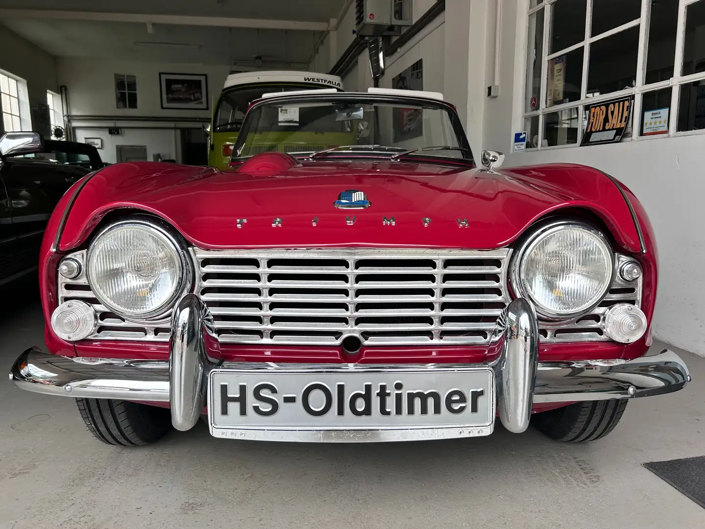 Triumph TR4 Cabriolet / Roadster aufwendig restauriert. Rouge - 1