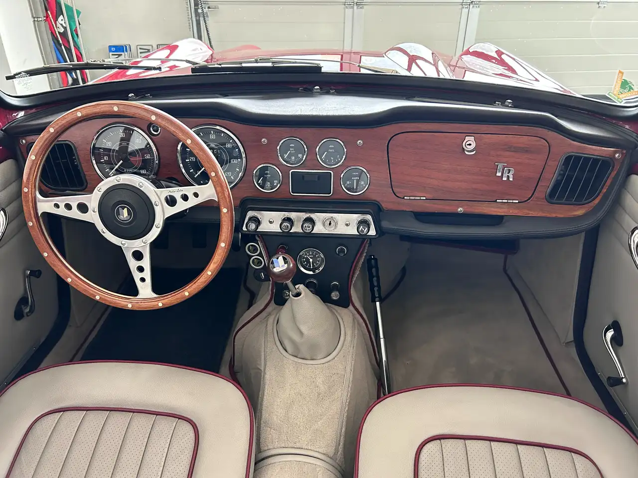 Triumph TR4 Cabriolet / Roadster aufwendig restauriert., foto 8