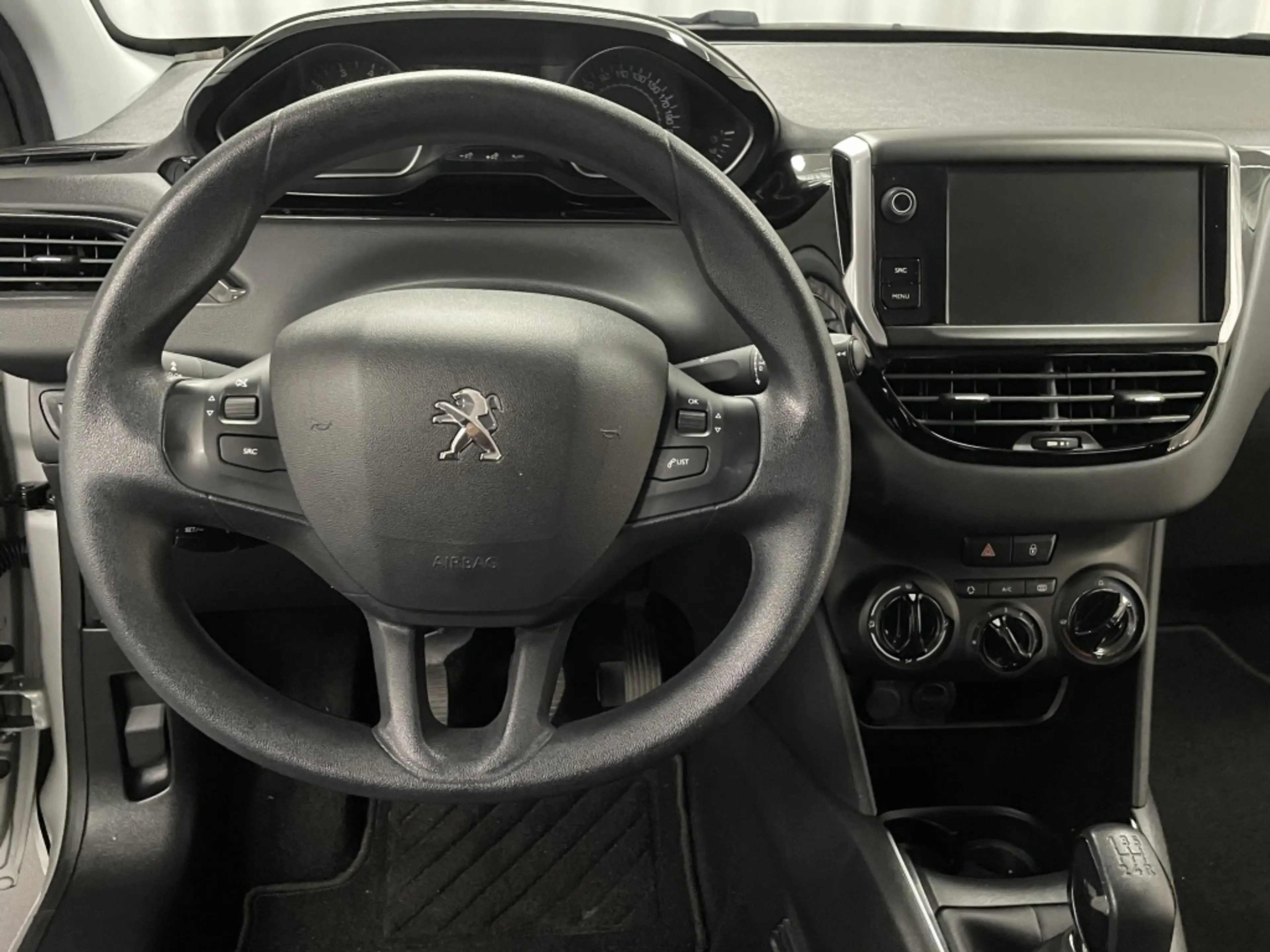Peugeot 208 Blue Lion 82pk Airco | Cruise | 1.2 VTI 60KW/82PK — photo 21